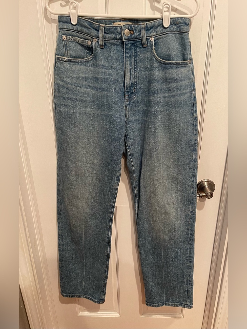 Madewell Women’s Straight Jeans in Light Wash Blue 28